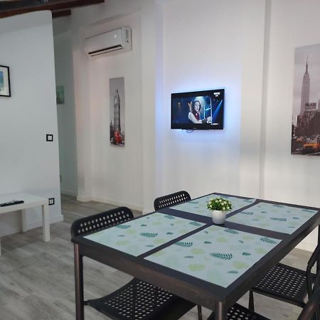 Madrid Apartamento Abuhardillado Apartment Exterior photo