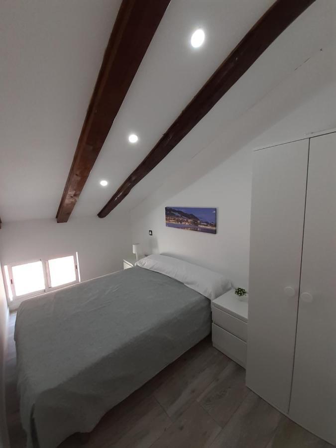 Madrid Apartamento Abuhardillado Apartment Exterior photo